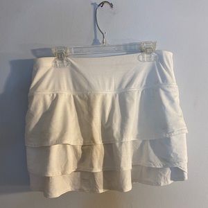 Athleta white skirt with ruffles !